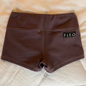 FLEO Originals Black Plum